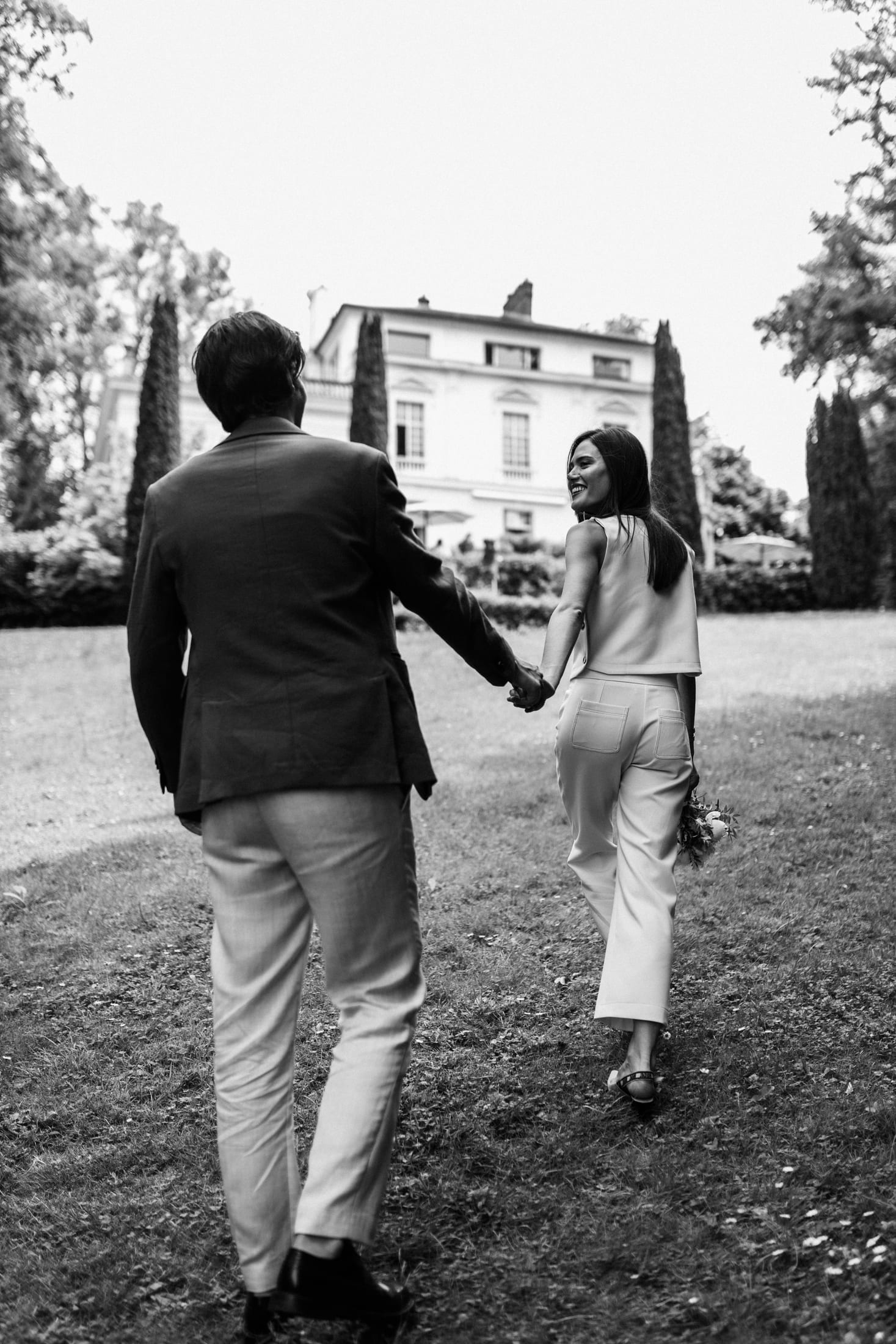At the Manor — 6 / 35