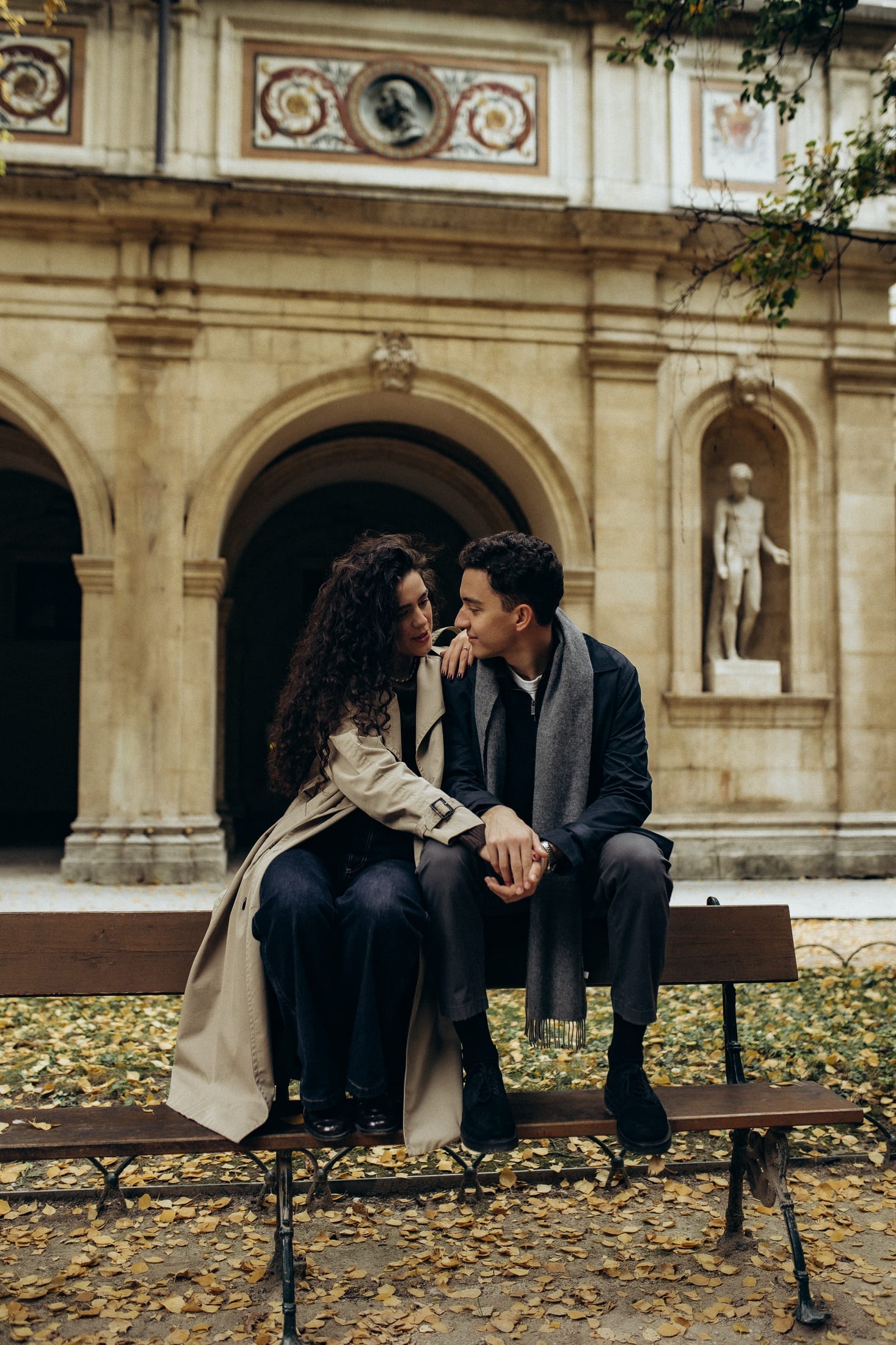 Sous les arcades — 15 / 44