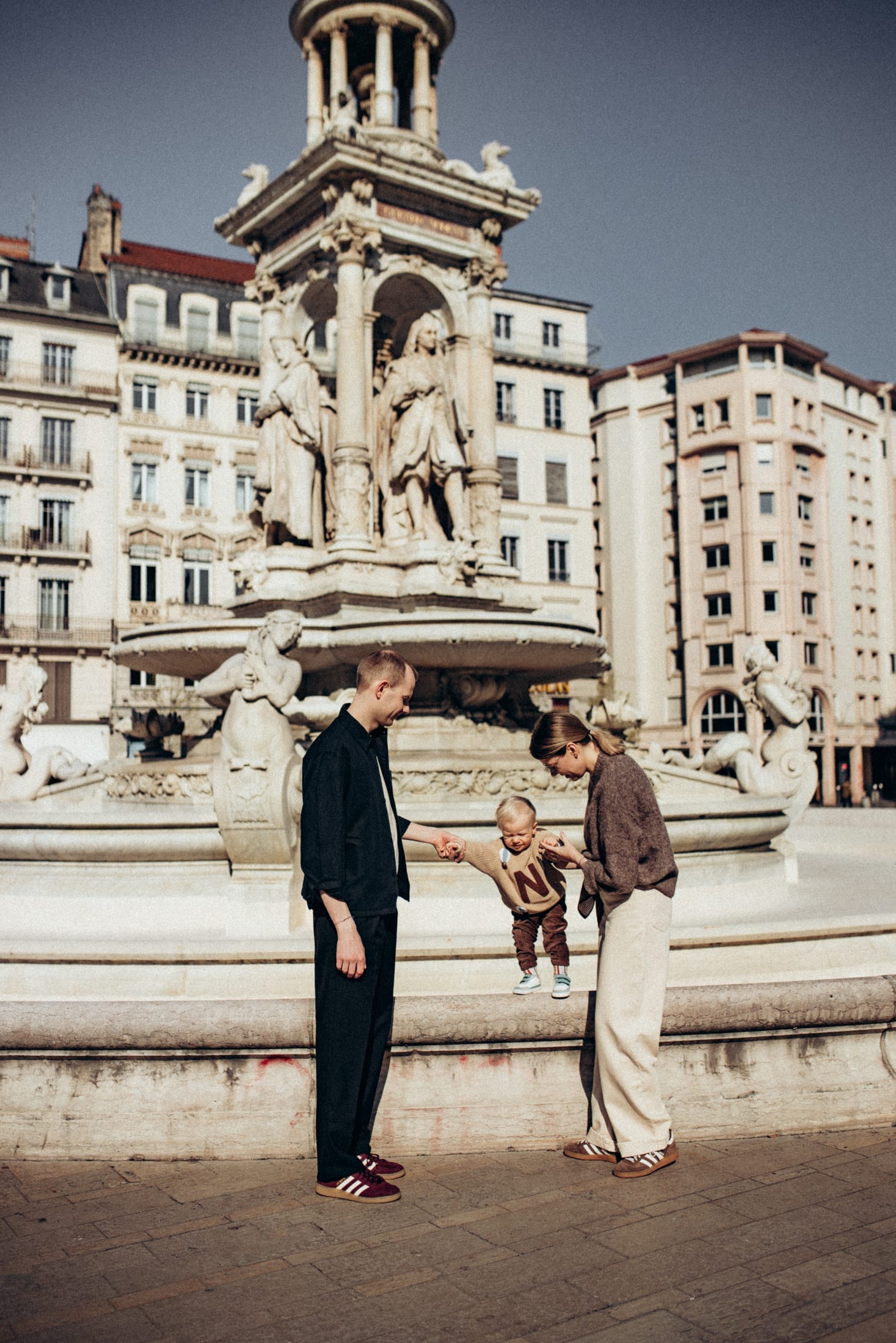 En famille, dans Lyon — 1 / 44