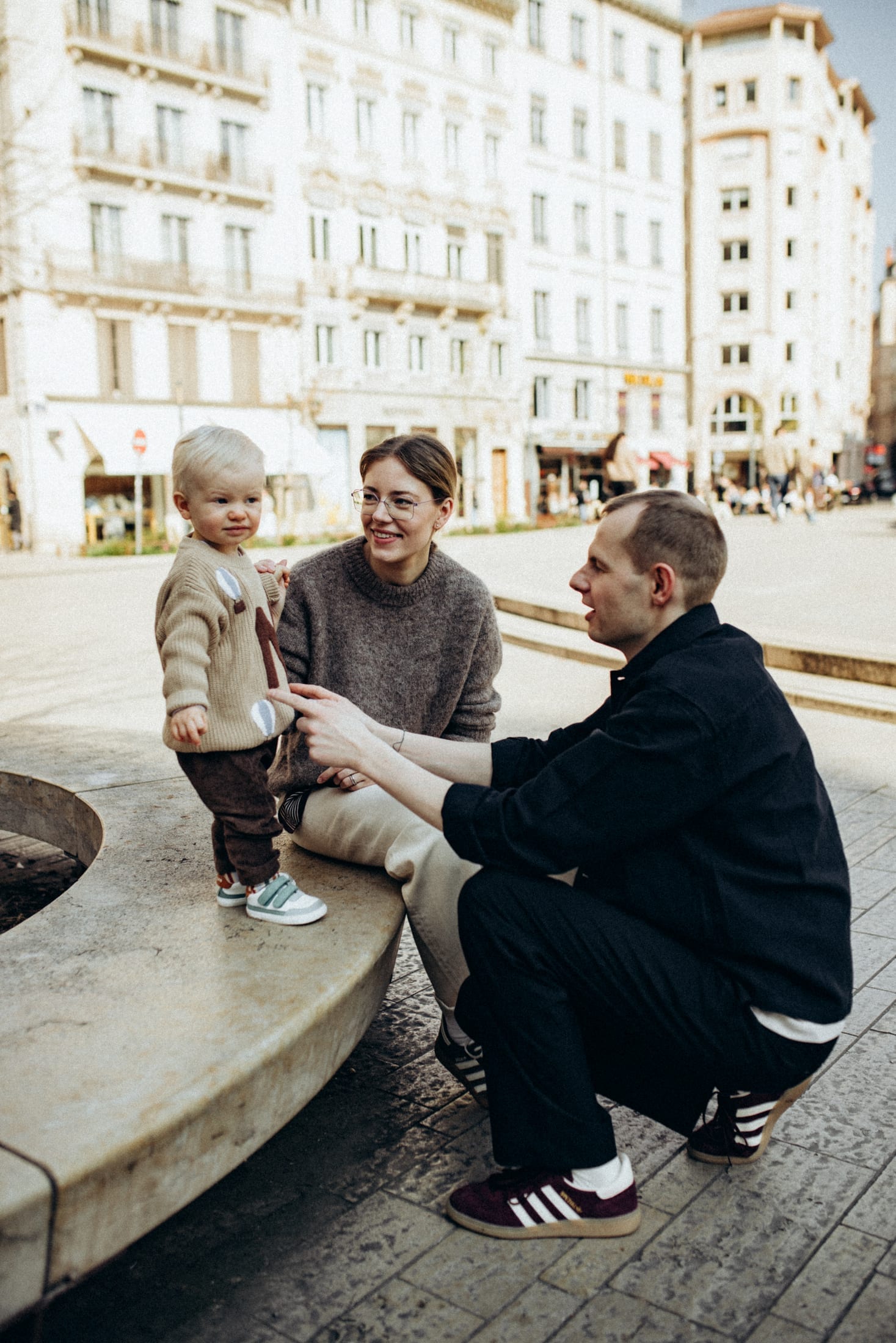 En famille, dans Lyon — 8 / 44